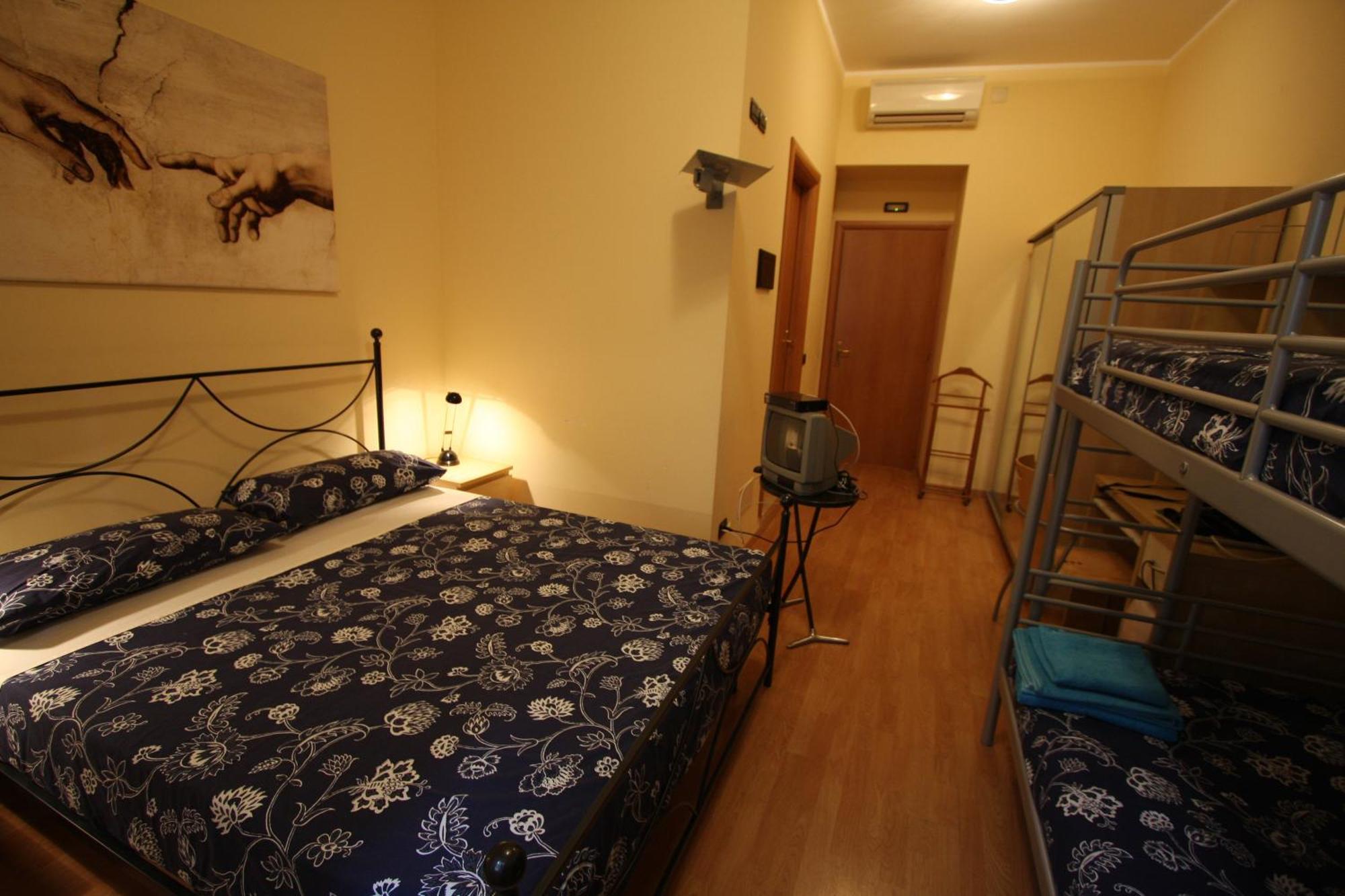 Bed And Breakfast Centrostorico Sarnico Exterior photo